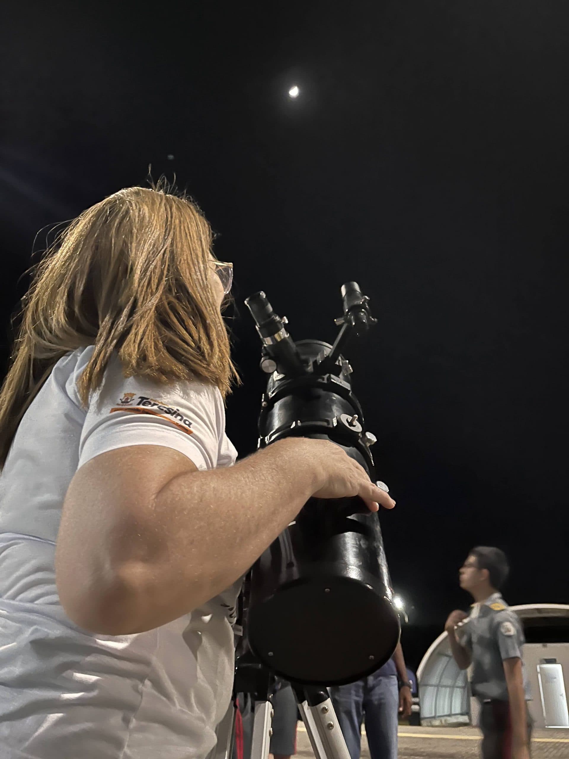 Atividade com telescópio